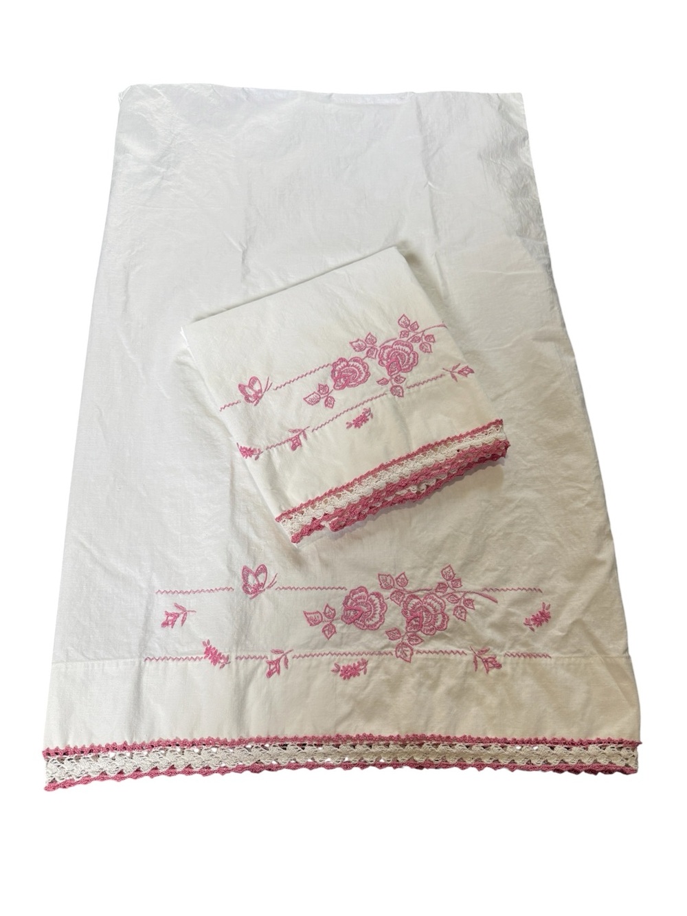 Vintage perfect cond White/Pink Floral Embroidered cotton Pillowcases, 20.5 x 31